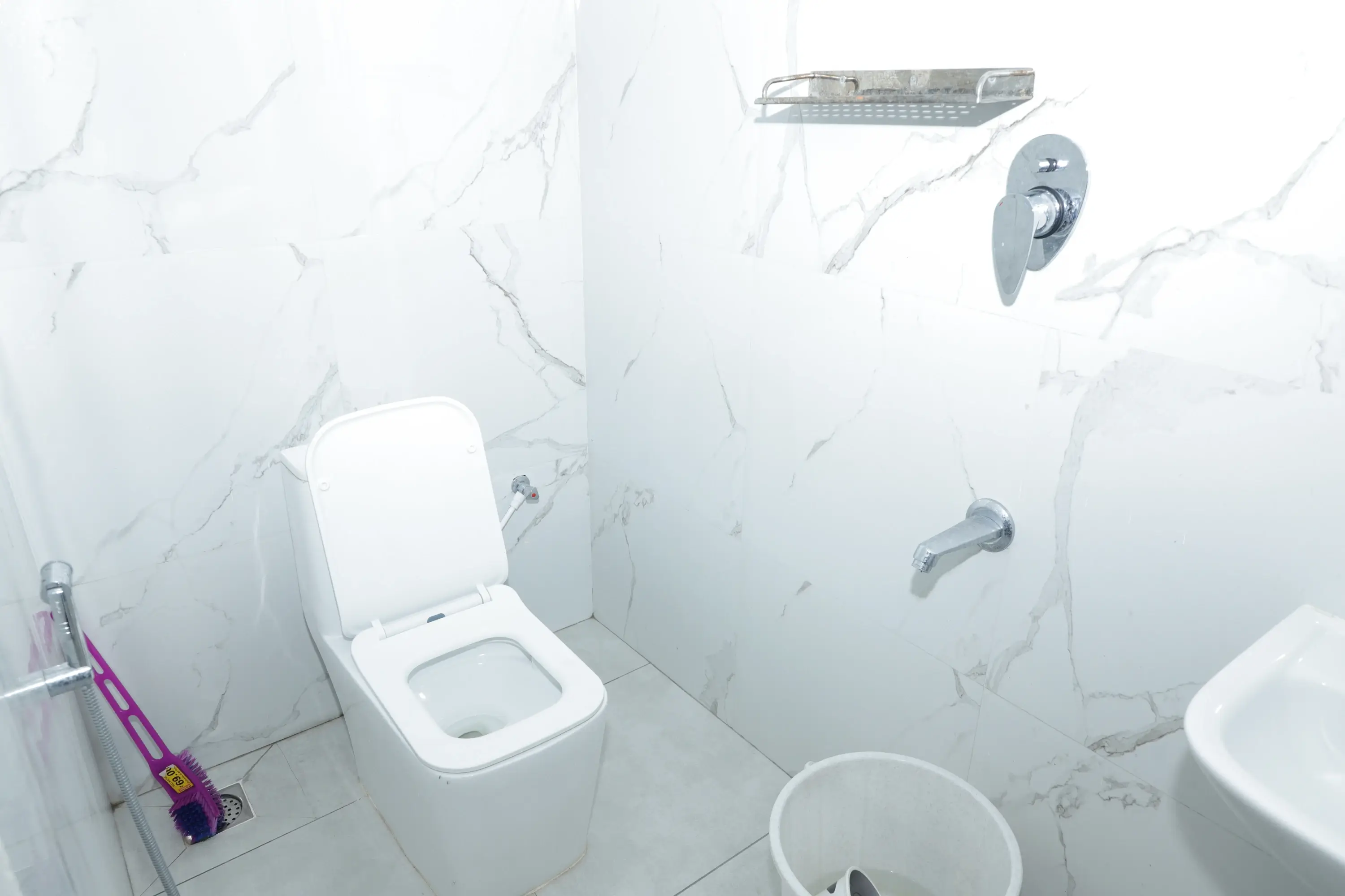 Attached Bathroom Rooms